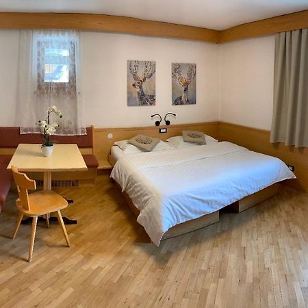 Bed & Breakfast Garni Tobia カンピテッロ・ディ・ファッサ エクステリア 写真