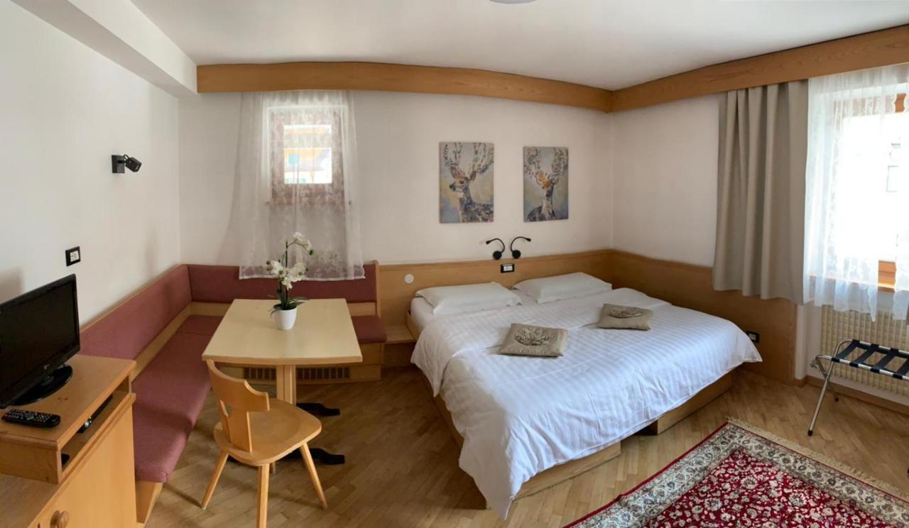 Bed & Breakfast Garni Tobia カンピテッロ・ディ・ファッサ エクステリア 写真